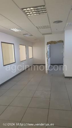 Local comercial en venta. - VALLADOLID