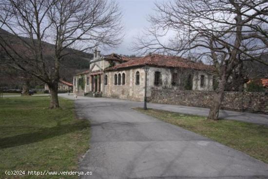 Se Vende en Cabuerniga - CANTABRIA