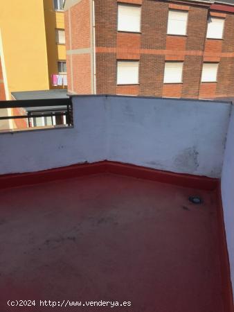 Venta bonito piso con terraza - LEON