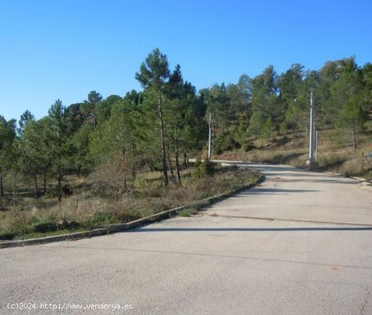 Terreno en c/Costas - BARCELONA