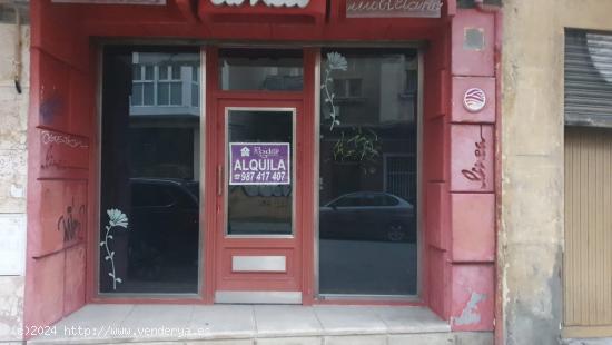 ALQUILER DE LOCAL EN EL CENTRO DE PONFERRADA, AL LADO DE LA PLAZA DE ABASTOS - LEON