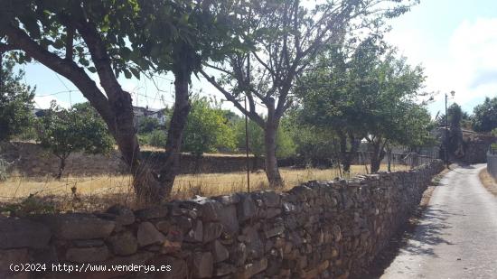 Casa en salas de los Barrios - LEON