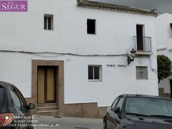 Casa de pueblo para reformar en Medina Sidonia - CADIZ