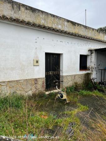 CASA DE CAMPO CERCANA A VEJER DE LA FRONTERA - CADIZ