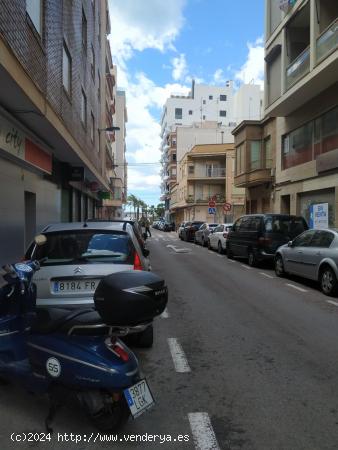 LOCAL CENTRICO DE 240 M2 - ALICANTE