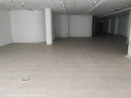 LOCAL CENTRICO DE 240 M2 - ALICANTE