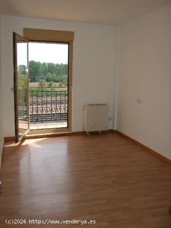 Urbis le ofrece un bonito piso en venta en Aldealengua, Salamanca - SALAMANCA