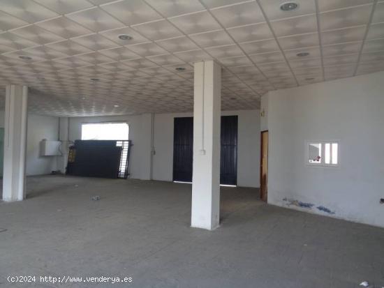  VENDE LOCAL COMERCIAL - CORDOBA 