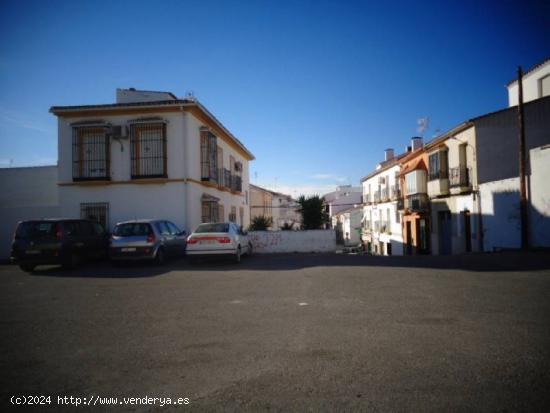 ALQUILER SOLAR PARA VEHÍCULOS GRANDES - CORDOBA