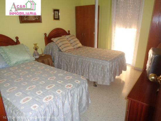 PISO DE 100 m2¡¡¡ 3 DORMT. + PARKING + TRASTERO¡¡¡¡ - CORDOBA