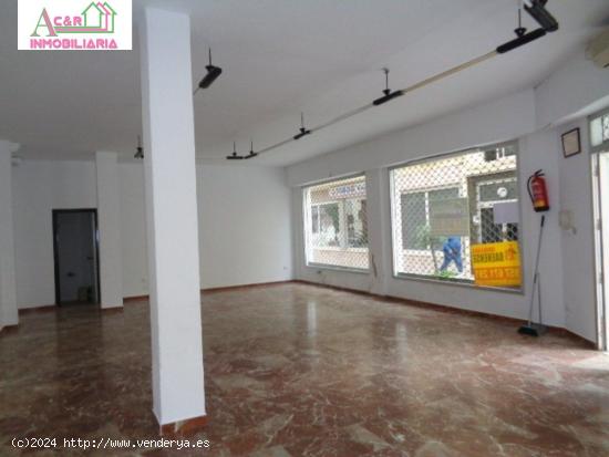 LOCAL CON 3 ESCAPARATES¡¡¡¡¡ 250 €/MES¡¡¡ - CORDOBA