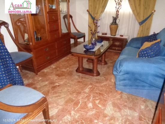 GRAN PISO SEMI-NUEVO EN BUENA ZONA¡¡¡¡ - CORDOBA