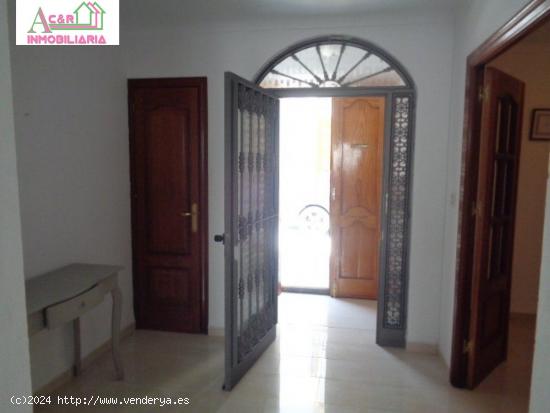 CASA SEMI-NUEVA EN BUENA ZONA¡¡¡ - CORDOBA