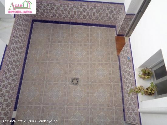 CASA SEMI-NUEVA EN BUENA ZONA¡¡¡ - CORDOBA