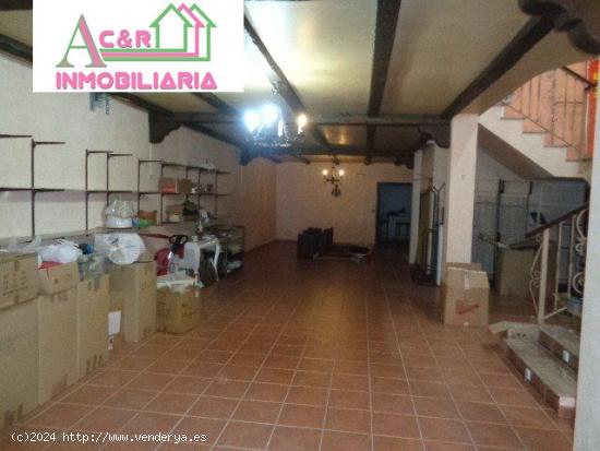 LOCAL CON SÓTANO CON UN TOTAL DE 290M2¡¡¡ - CORDOBA