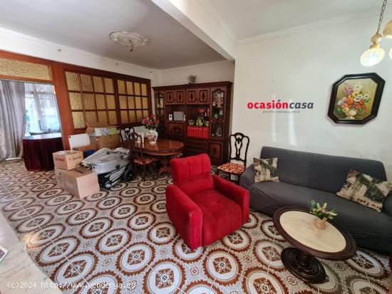  CASA Y PISO INDEPENDIENTES A LA VENTA - CORDOBA 