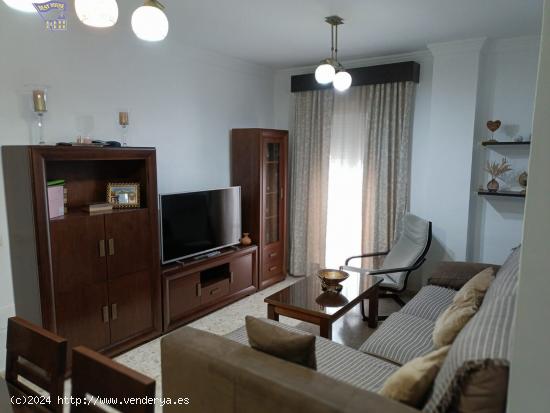  SE VENDE PISO EN ZONA DE LAS CANTERAS - CADIZ 