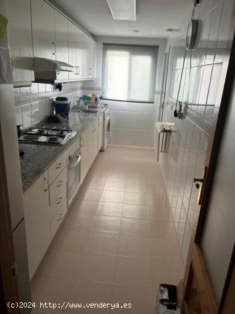 Se vende espectacular piso con garaje y trastero en Algemesí - VALENCIA