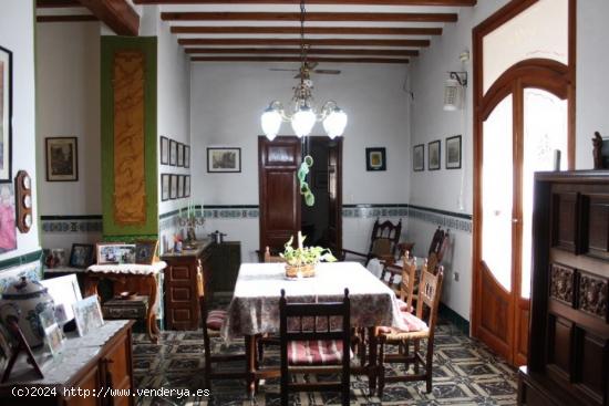 CASA SEÑORIAL EN CASTELLONET, CON PATIO Y TERRAZA. - VALENCIA