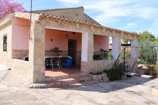 Chalet en Pedralba - VALENCIA