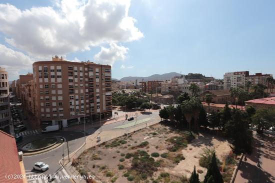 Piso a estrenar en pleno centro de Cartagena - MURCIA