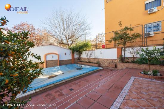 ¡¡¡ Maravillosa casa independiente con jardin y piscina en zona Alminares!!! - GRANADA