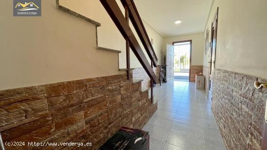 SE VENDE CASA DE TRES PLANTAS A 13 MIN DE OURENSE!! REF: 6995 - ORENSE