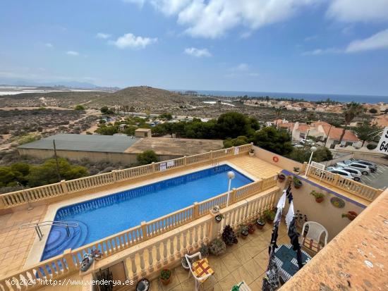 APARTAMENTO EN BONITO RESIDENCIAL CON VISTAS AL MAR !!! - MURCIA