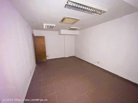 IDEAL UBICACION COMERCIAL- PARA OFICINAS-ACADEMIAS-CLINICAS. - VALENCIA