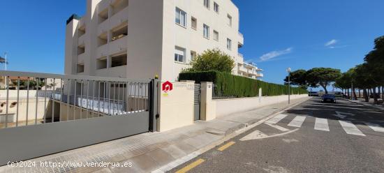 Piso de dos dormitorios en el Paseo Marítimo de Hospitalet de l'Infant - TARRAGONA