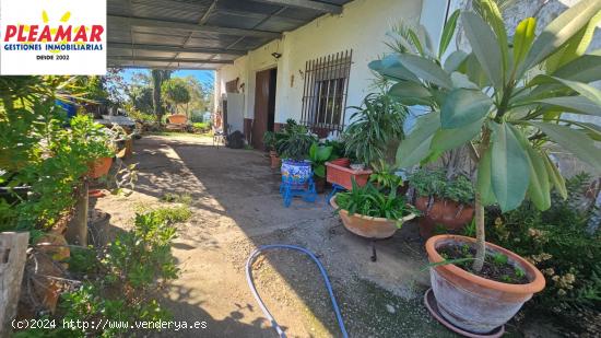 CASA DE CAMPO CON TERRENO RÚSTICO         ZONA PINAR DE LA VILLA - CADIZ