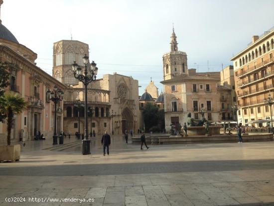 Se Alquila en Valencia - VALENCIA