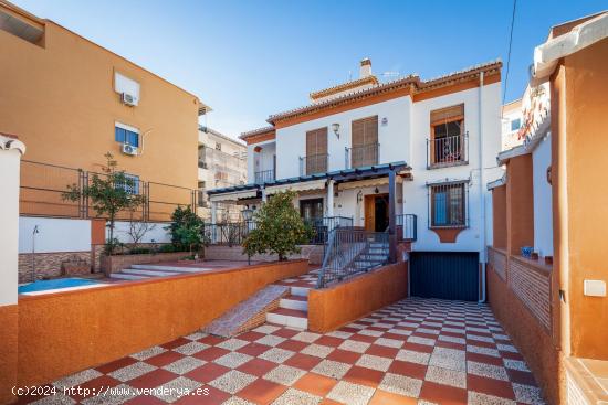 ¡¡¡ Maravillosa casa independiente con jardin y piscina en zona Alminares!!! - GRANADA