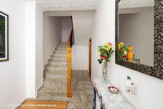 Casa en Venta en el Zaidín – Granada Capital - GRANADA