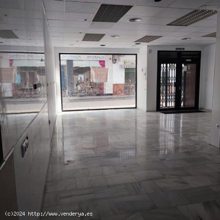 ¡OPORTUNIDAD ÚNICA! SE ALQUILA LOCAL COMERCIAL. - GRANADA