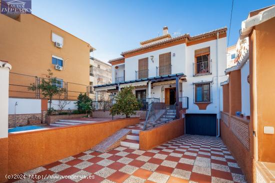 ¡¡¡ Maravillosa casa independiente con jardin y piscina en zona Alminares!!! - GRANADA