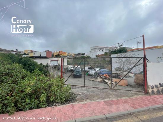 Terreno urbano en venta en San Miguel de Abona con licencia y proyecto incluidos en el precio - SANT