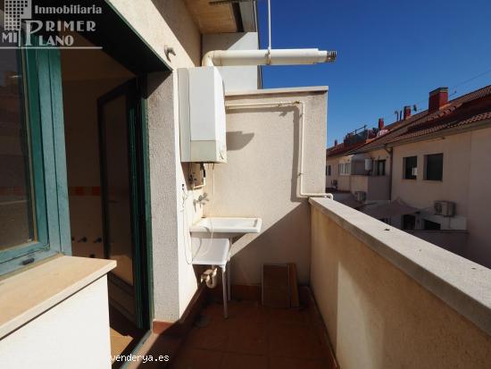 Oportunidad piso de 3 dormitorios 2 baños garaje y trastero junto a calle oriente - CIUDAD REAL