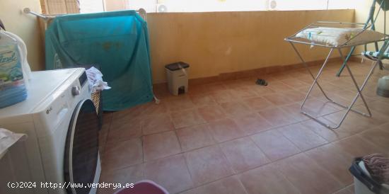 DUPLEX REFORMADO CON PATIO Y TERRAZA JUNTO AL CENTRO DE PUERTO LUMBRERAS - MURCIA