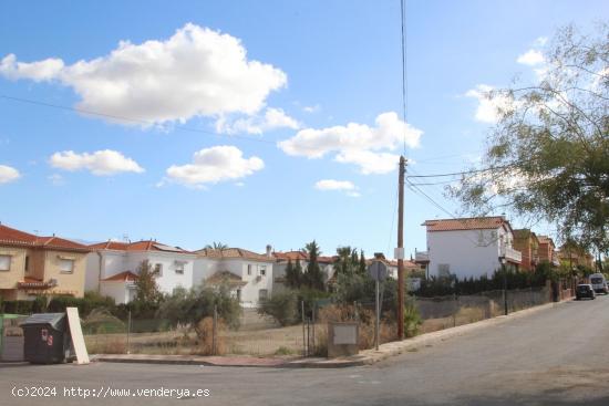  Venta de solar en el Ventorrillo de 492m² - GRANADA 