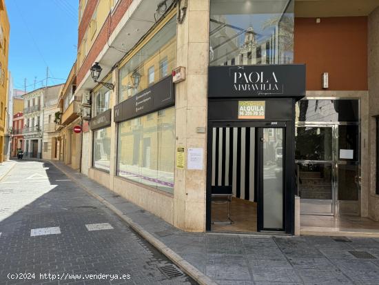 ALG141 - LOCAL COMERCIAL DE 147M2 EN LA PLAÇA DEL CARBÓ DE ALGEMESÍ - VALENCIA