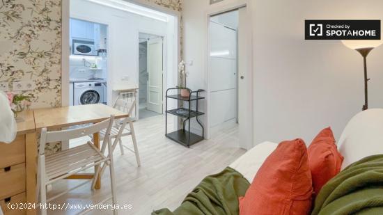 Apartamento de 2 dormitorios en alquiler en Madrid - MADRID