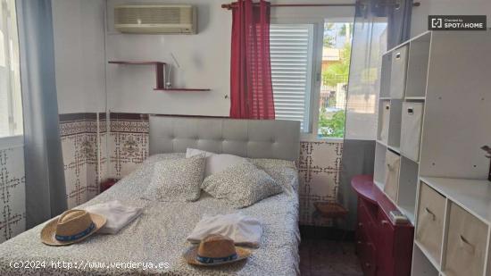  Apartamento entero de un dormitorio - VALENCIA 