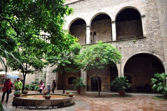 EDIFICIO EN VENTA EN EL GOTIC - BARCELONA - BARCELONA