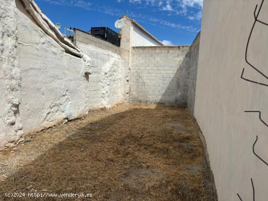 Terreno urbano en venta en el centro de Caparacena. - GRANADA