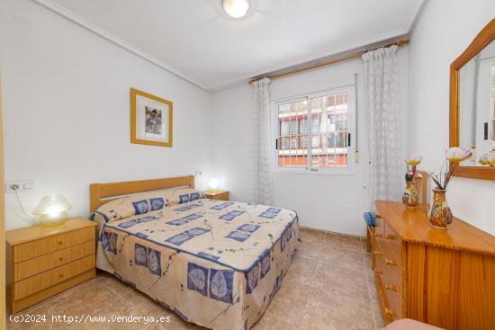 Apartamento en zona Avenida Habaneras con tres dormitorios, dos baños y garaje incluido - ALICANTE