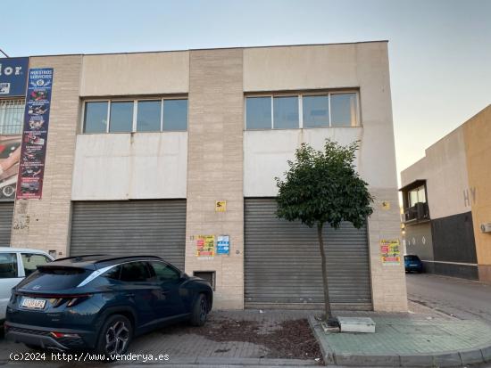  ALQUILER DE NAVE INDUSTRIAL PARA OFICINAS O CUALQUIER TIPO DE NEGOCIO - GRANADA 