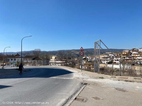 VENTA DE SUELOS URBANOS EN URBANIZACION LA REDONDA EN MONTEFRIO - GRANADA