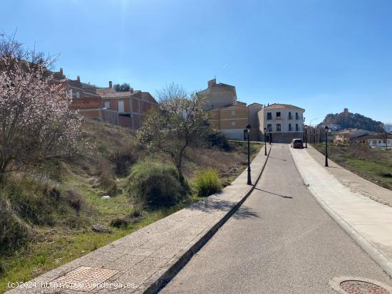 VENTA DE SUELOS URBANOS EN URBANIZACION LA REDONDA EN MONTEFRIO - GRANADA