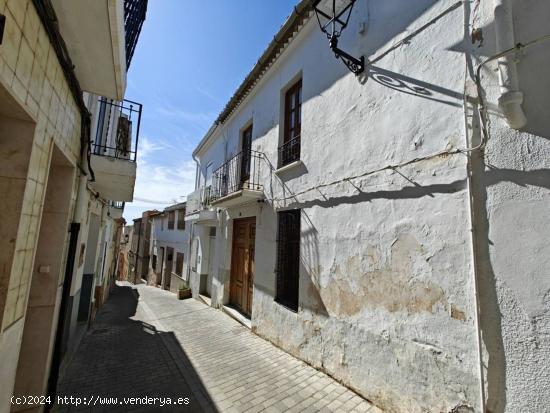  Casa de pueblo en Yátova - VALENCIA 